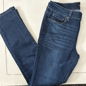 NWOT Clingers Skinny Jeans
